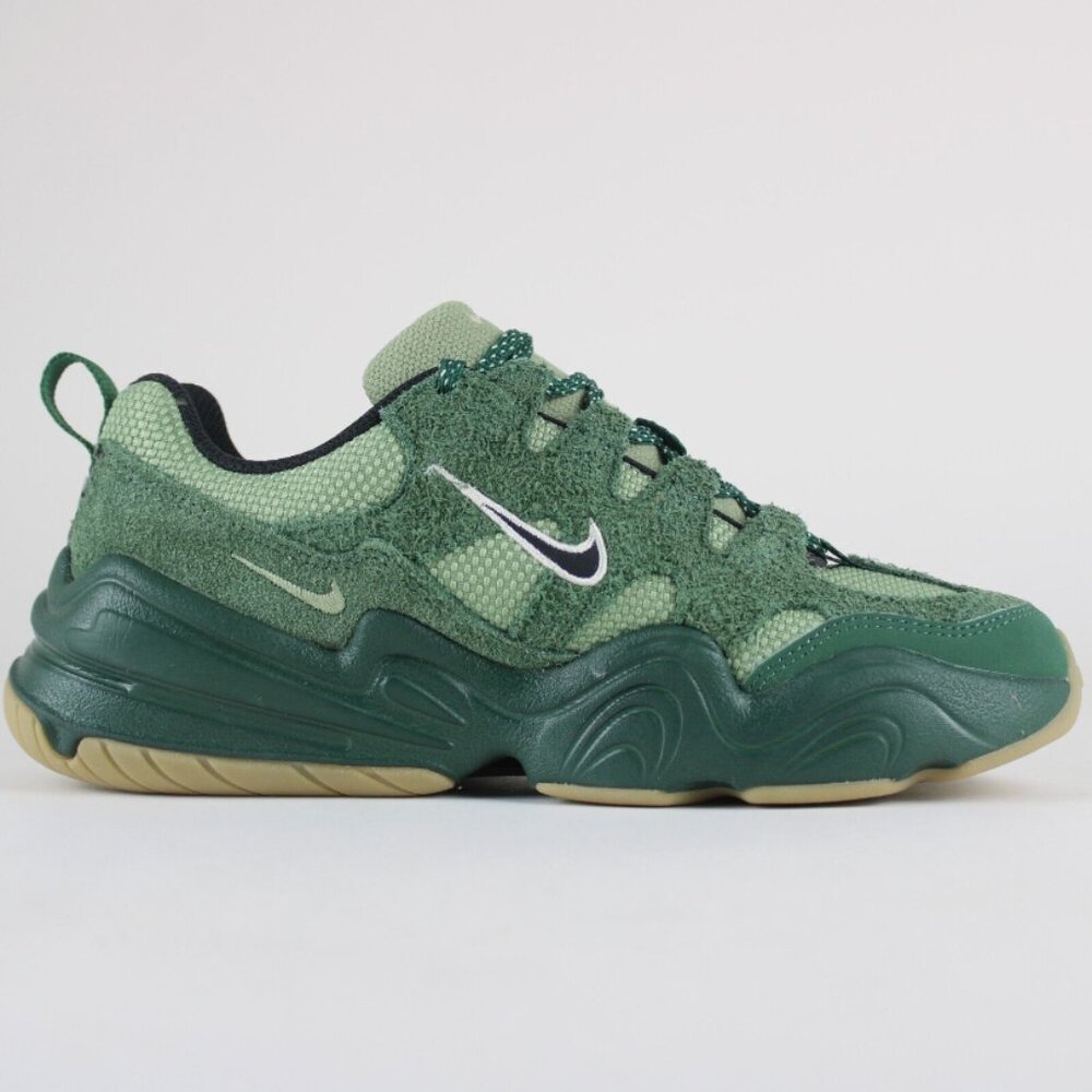 Nike Women's Tech Hera Lifestyle Shoes Oil Green - Picture 3 of 7